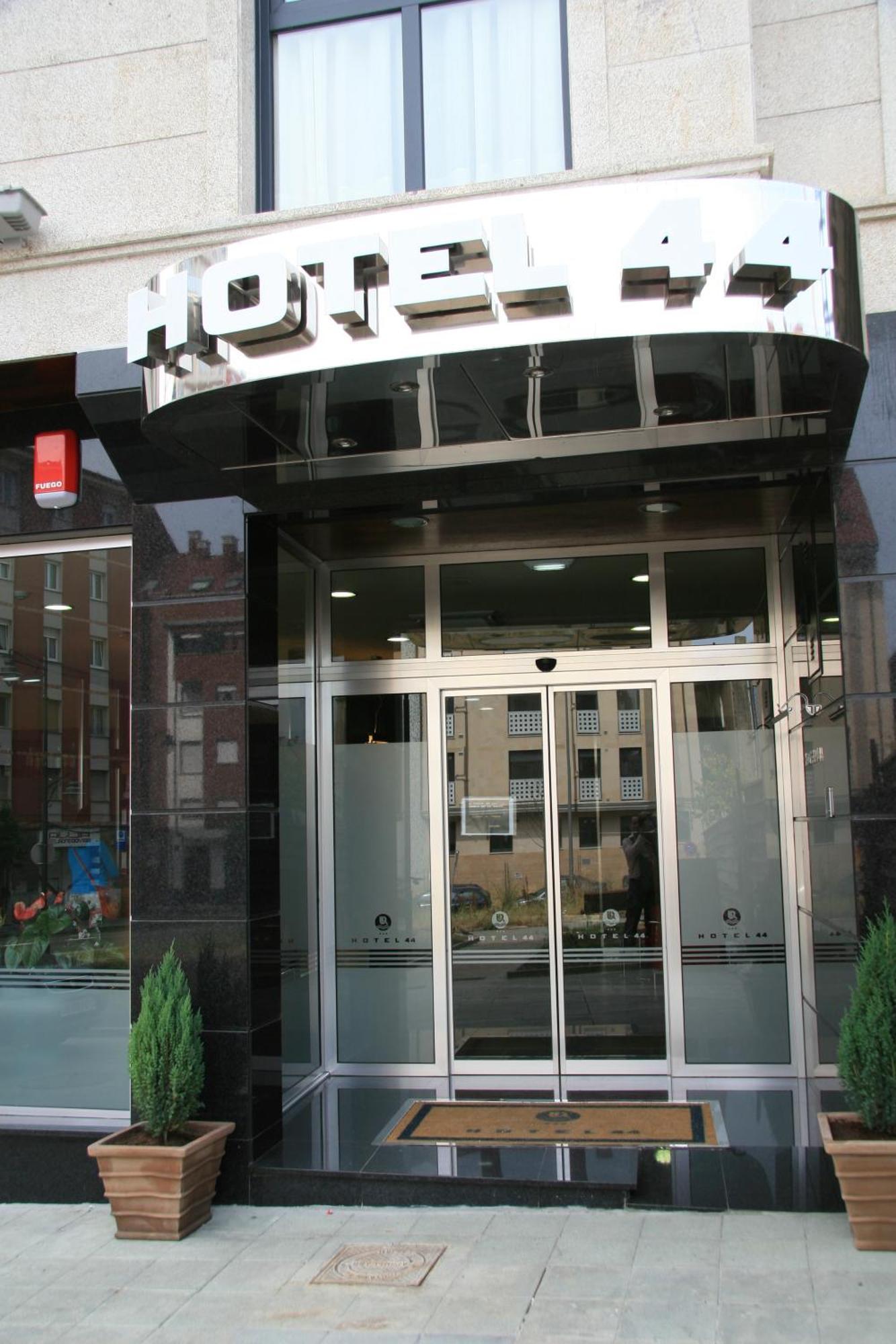 Hotel 44 Gijon Exterior photo