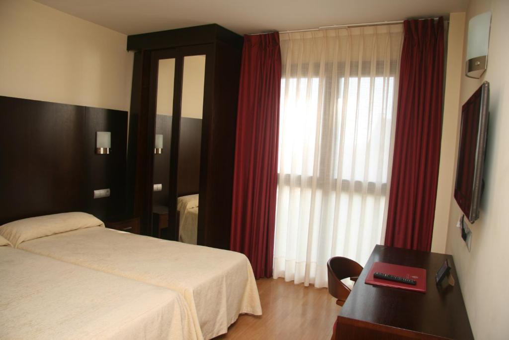 Hotel 44 Gijon Room photo